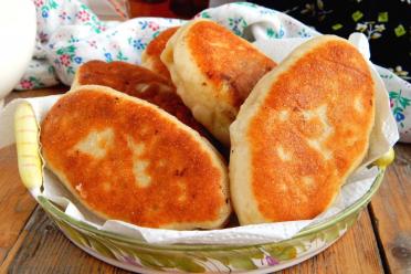Easy Skillet Pies بدون Dairy