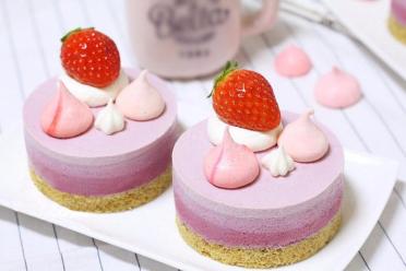 Triple Berry Mousse Cake