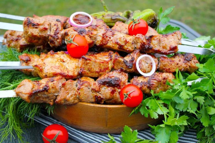Mayonnaise-Marinated Pork Shish Kebab Mayonnaise-Marinated Pork Shish Kebab