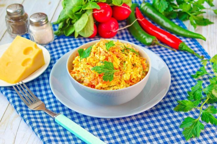 Cheesy Carrot and Garlic Egg Salad Cheesy Carrot and Garlic Egg Salad