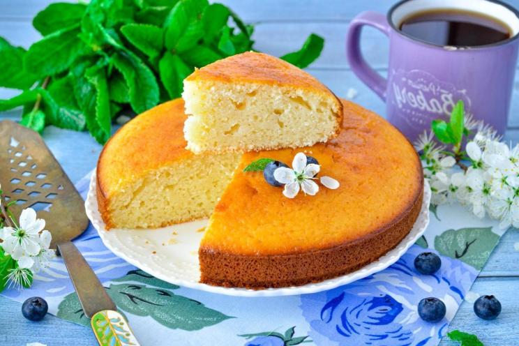 Quick and Easy Oven-Baked Kefir Semolina Pie