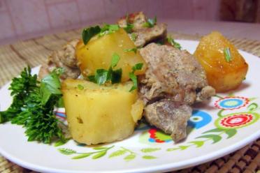 Easy Baked Meat and Potatoes in One Hour