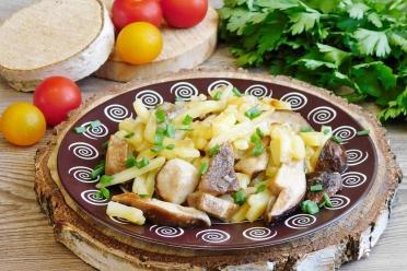 Pan-Fried Potatoes with Porcini Mushrooms