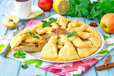Apple Crumble Tart