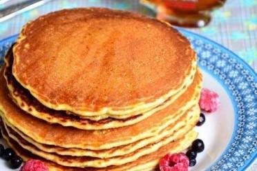 Easy and Tasty Cornmeal Pancakes