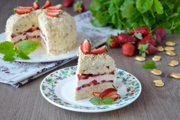 No-Bake Fish Cracker Cake: Quick & Delicious Dessert