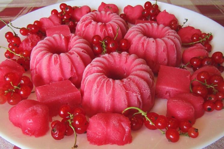 Homemade Redcurrant Jelly with Agar-Agar