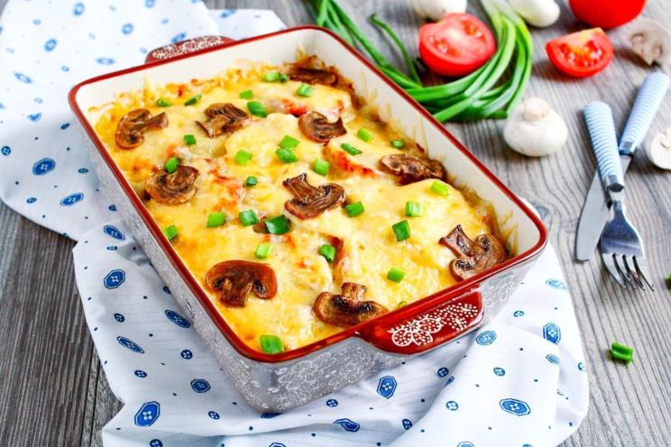 Baked French Pork with Mushrooms and Cheese Baked French Pork with Mushrooms and Cheese