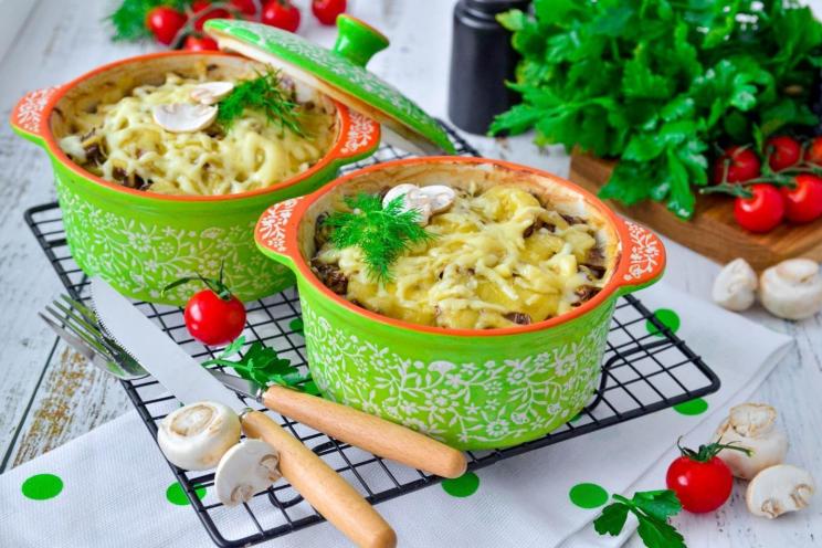 Cheesy Mushroom Potato Bake