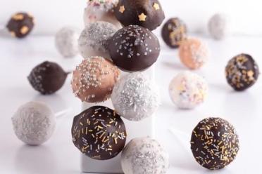 Easy and Safe Cake Pops for Kids