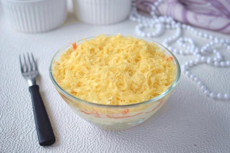 Korean Chicken and Carrot Layered Salad