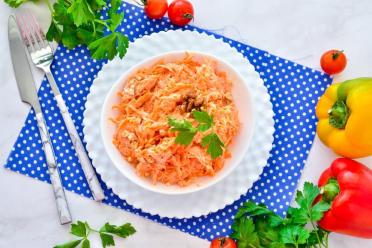 Carrot and Sour Cream Salad