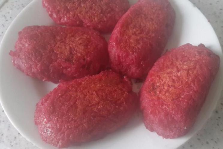 Healthy Slow Cooker Beet Cutlets