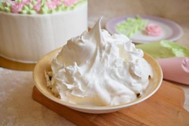 Perfect Protein Cream for Cakes and Pastries
