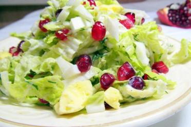 Healthy Chinese Cabbage and Pomegranate Salad