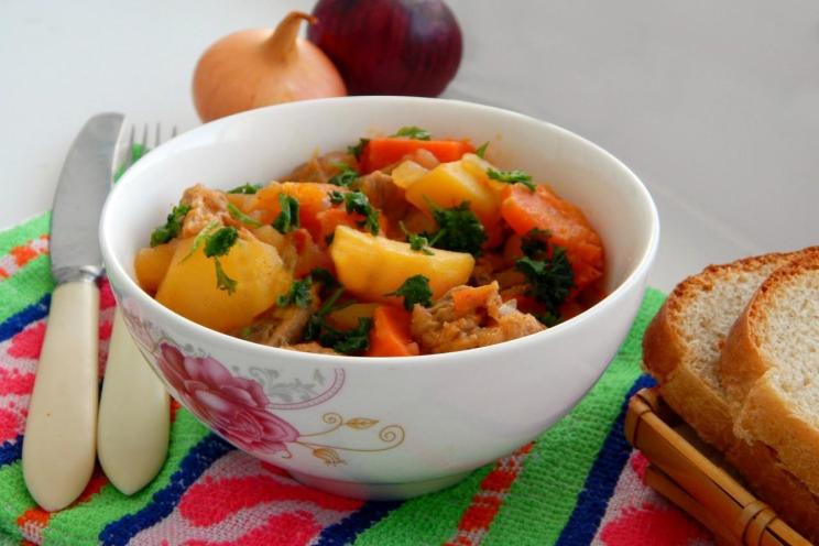 Oriental Roast with Meat and Potatoes Oriental Roast with Meat and Potatoes