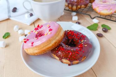 Quick & Easy Kefir Donuts (No Yeast)