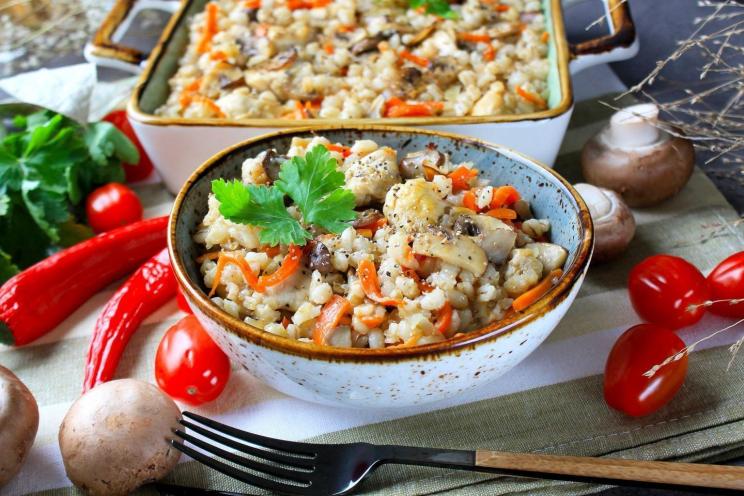 Baked Chicken and Barley with Vegetables Baked Chicken and Barley with Vegetables