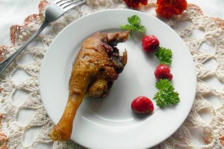 Duck Stewed with Cherries