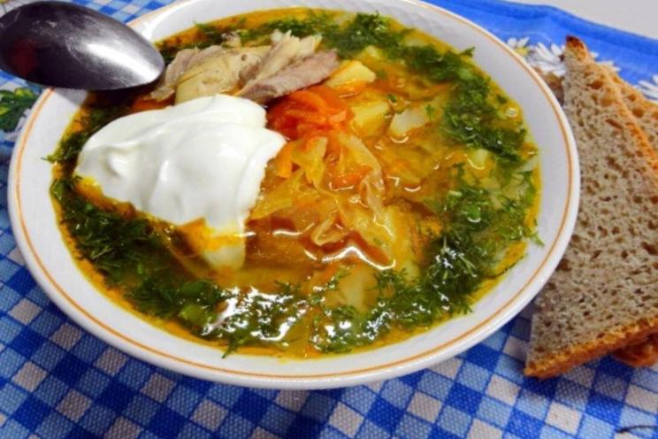 Light Turkey & Tomato Cabbage Soup