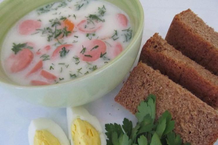 Cheesy Sausage and Potato Soup