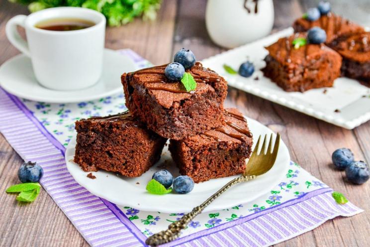 Classic Cocoa Brownies Made Easy
