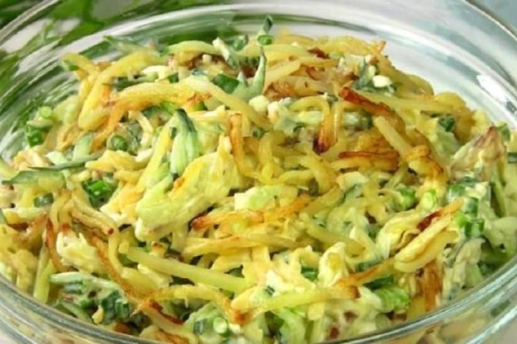 Hearty Layered Potato and Egg Salad