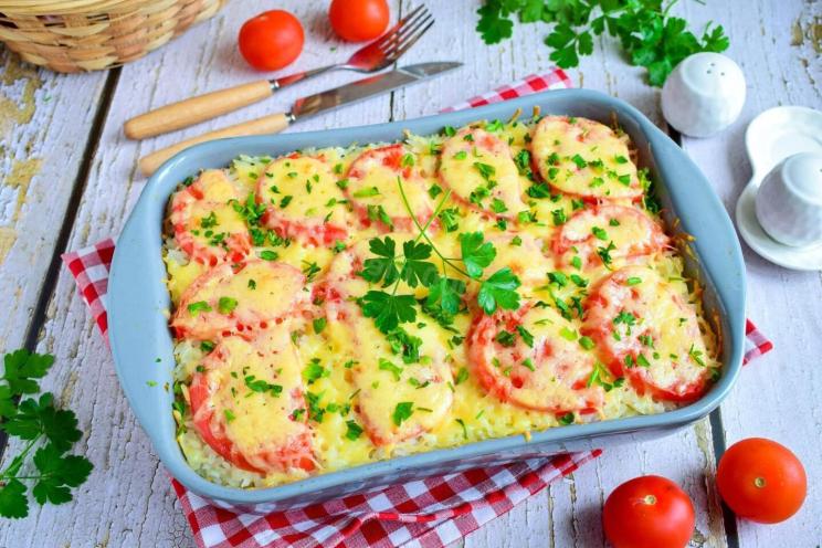Oven-Baked Rice and Minced Meat Casserole Oven-Baked Rice and Minced Meat Casserole