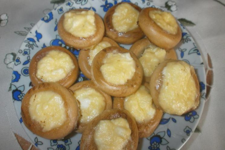 Sushi-Inspired Cottage Cheese Mini Cheesecakes