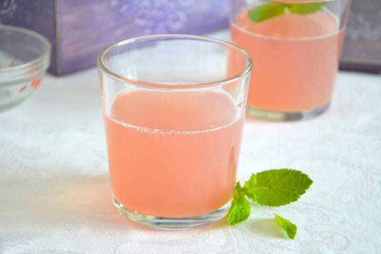Refreshing Rhubarb Jelly