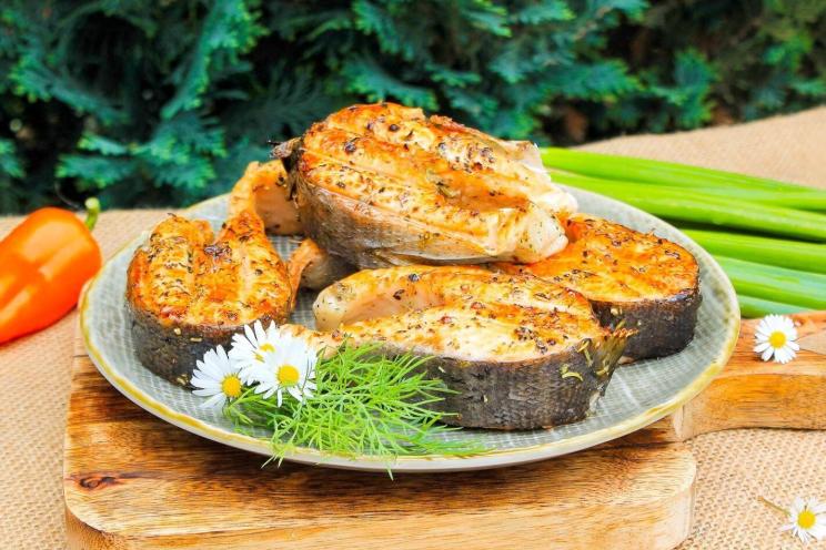 Grilled Smoky Salmon: A Picnic Favorite