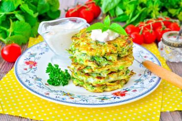 Crispy Zucchini Pancakes with Egg