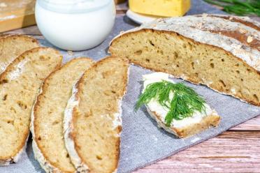 Kefir Wheat-Rye Quick Bread