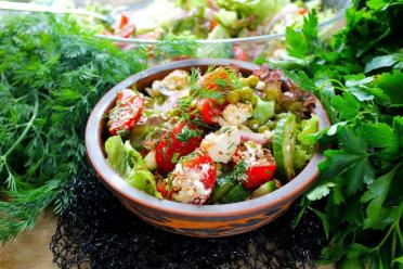 Cheese and Tomato Veggie Salad