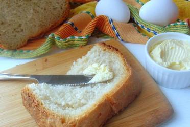 Easy Homemade French Bread with Milk Powder
