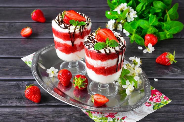 Strawberry Mascarpone Delight Strawberry Mascarpone Delight