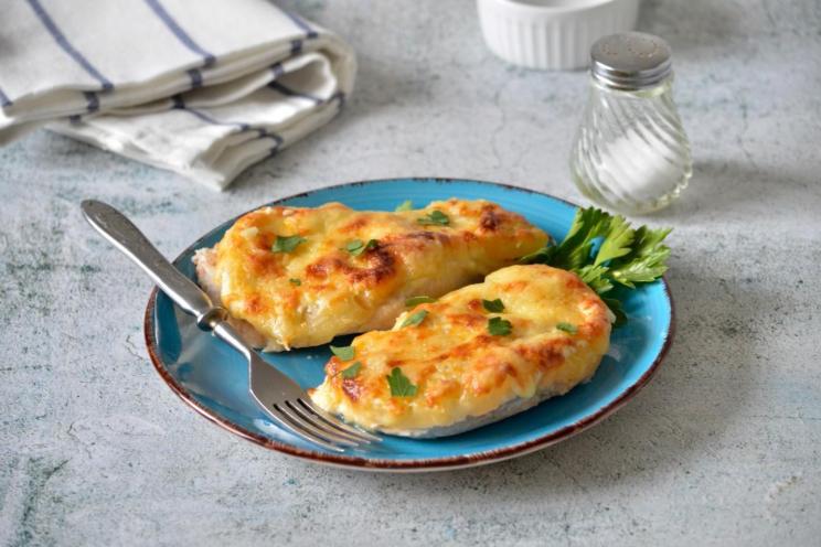 Baked Chicken Breast with Pineapple and Cheese