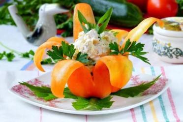 Elegant Holiday Flower Cup Salad