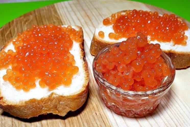Easy Homemade Red Caviar Using Ketchup