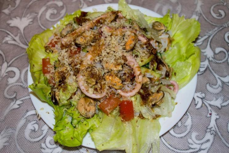 Seafood Delight Salad with Mussels and Squid