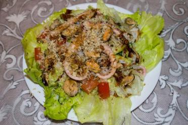 Seafood Delight Salad with Mussels and Squid