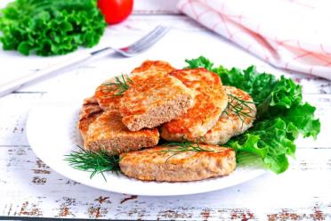 Juicy Baked Salmon Patties