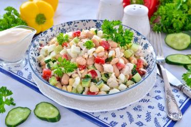Quick Chicken, Bean & Egg Salad
