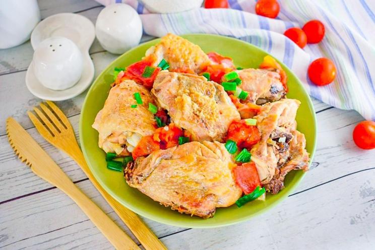 Quick and Tasty Skillet Chicken with Tomatoes