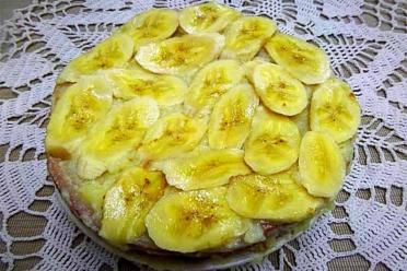 Banana-Filled Cake for Any Occasion