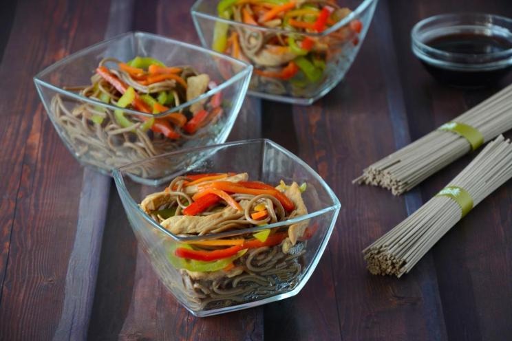 Easy Yakisoba with Pork and Vegetables