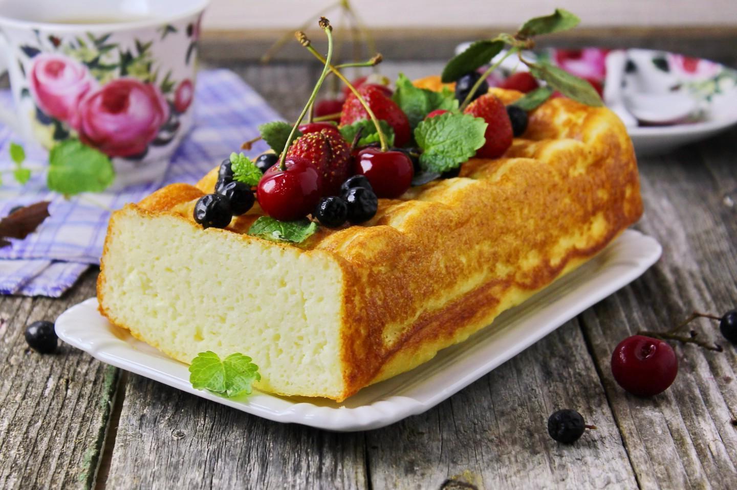 Perfectly Airy Cottage Cheese and Semolina Casserole