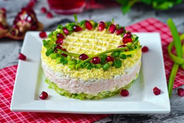 Quick & Delicious Krill, Egg, and Cucumber Salad