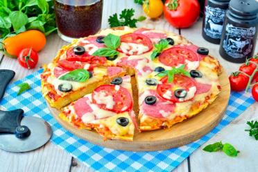 Quick & Easy Pan-Fried Bread Pizza