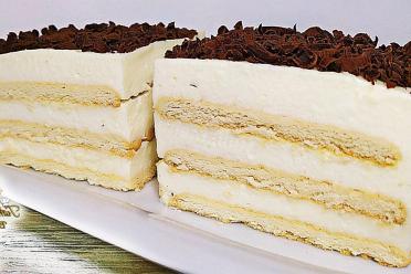 No-Bake Curd Cookie Cake